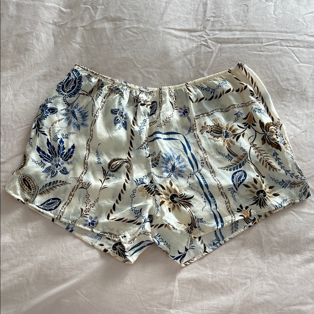 Intimissimi 100% silk shorts